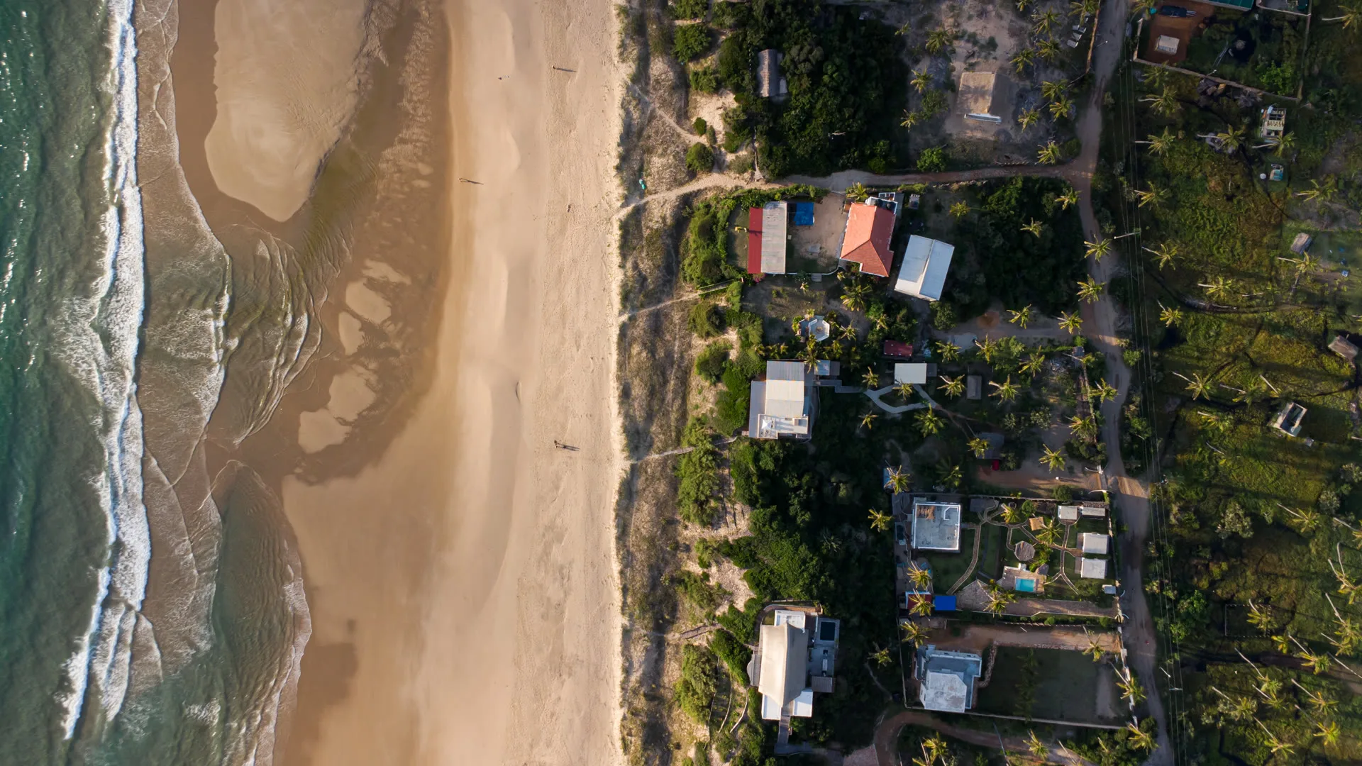 Coastline drone shot, Praia do Tofo